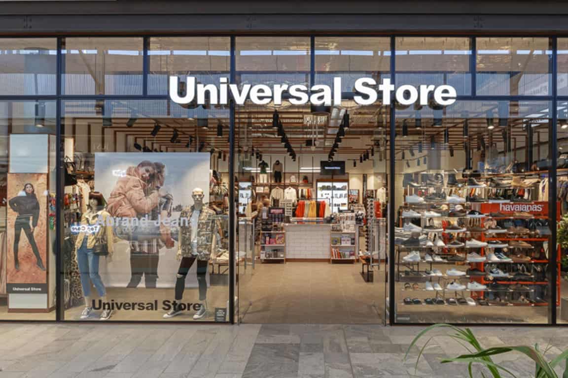 Universal store front