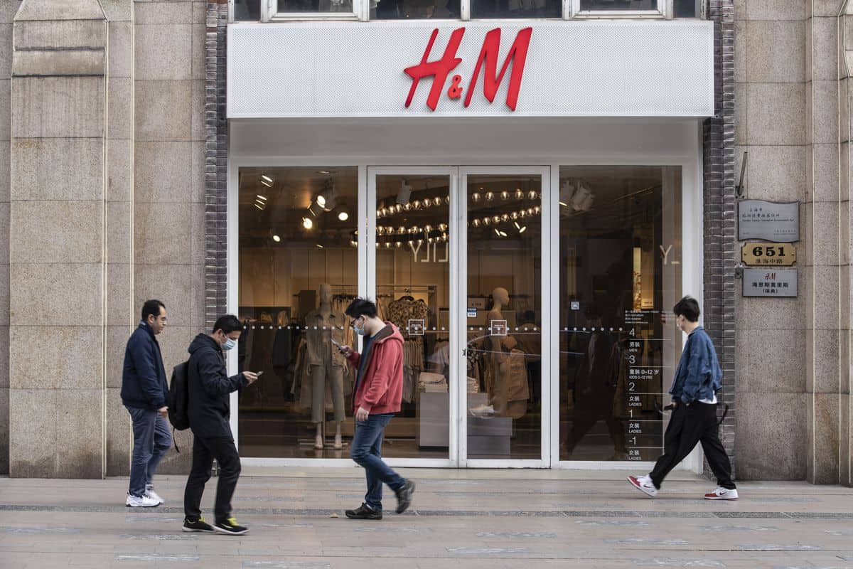 H&M Storefront